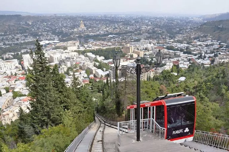 Co zobaczyć w Tbilisi: ciekawe miejsca. — Porady ekspertów i recenzje nieruchomości na GEOLN.COM. Zdjęcie 8
