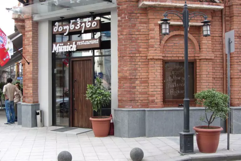 Restauracje w Batumi: tradycja i nowoczesność — Porady ekspertów i recenzje nieruchomości na GEOLN.COM. Zdjęcie 8