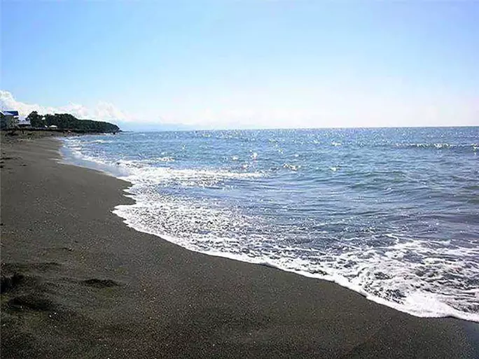 Jakie jest morze w Batumi? — Porady ekspertów i recenzje nieruchomości na GEOLN.COM. Zdjęcie 2