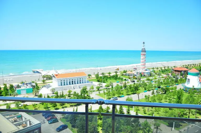 Jakie jest morze w Batumi? — Porady ekspertów i recenzje nieruchomości na GEOLN.COM. Zdjęcie 7