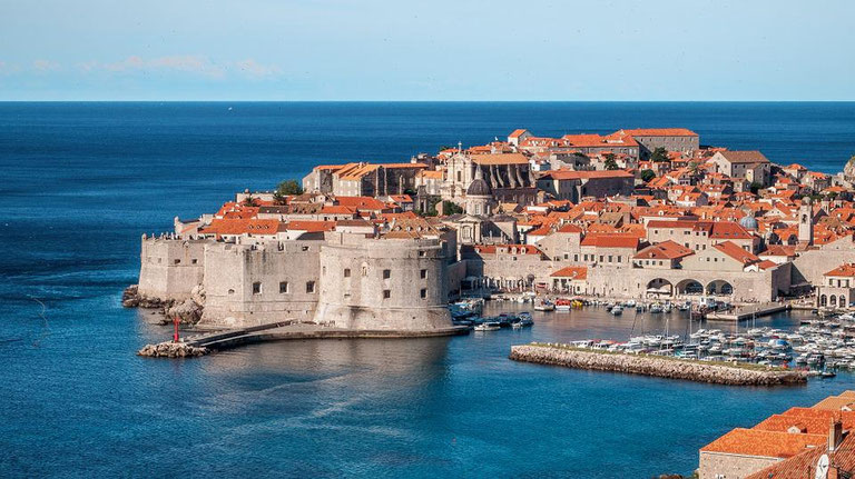 Pros and cons of investing in real estate in Croatia — Advices from experts and reviews of real estate on GEOLN.COM. Photo 1