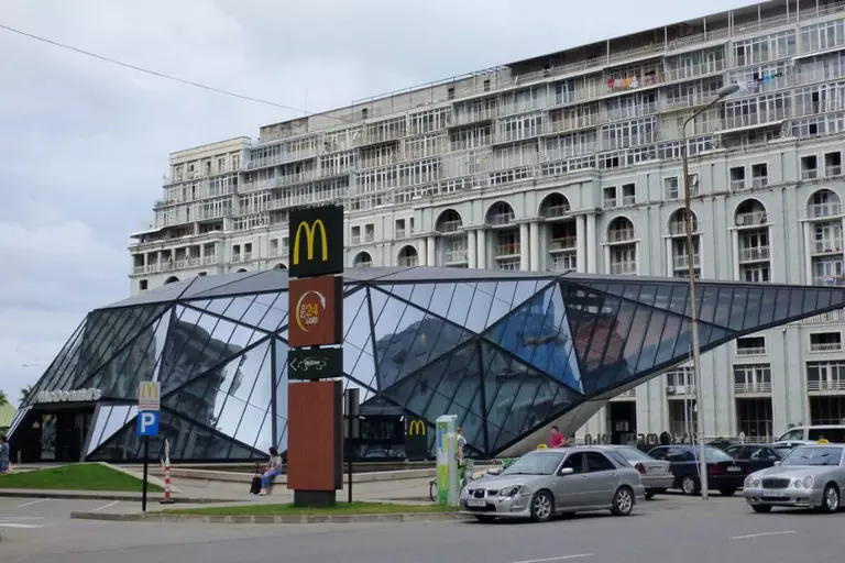 Gdzie zjeść w Batumi? — Porady ekspertów i recenzje nieruchomości na GEOLN.COM. Zdjęcie 5
