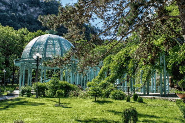 Top 25 ciekawych miejsc do zwiedzenia w Gruzji — Porady ekspertów i recenzje nieruchomości na GEOLN.COM. Zdjęcie 20