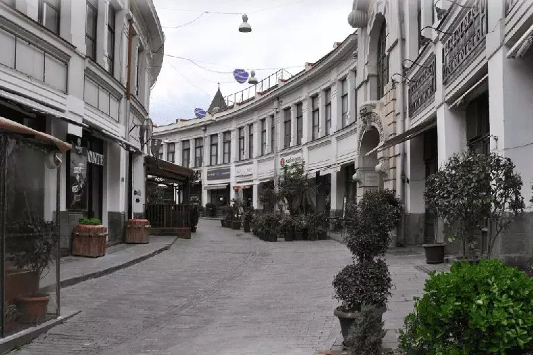 Top 20 atrakcji w Tbilisi — Porady ekspertów i recenzje nieruchomości na GEOLN.COM. Zdjęcie 3