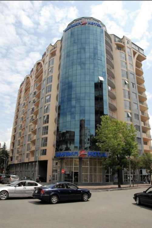 3 pokojowe mieszkanie na sprzedaż — Wyszukiwarka nieruchomości od deweloperów i właścicieli GEOLN.COM. Zdjęcie 1