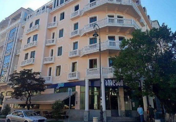3-room apartment for sale in the old Batumi