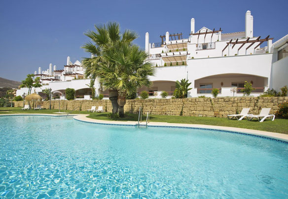 Apartament 3 sypialnie 140 m² w Nueva Andalucia, Hiszpania