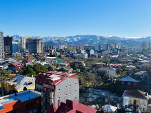 Euro-Zweizimmerwohnung zum Leben in einem der besten Häuser von Batumi, hundert Meter vom Einkaufszentrum Metro City entfernt. — Immobilien-Suchservice von Bauträgern und Eigentümern GEOLN.COM. Foto 19