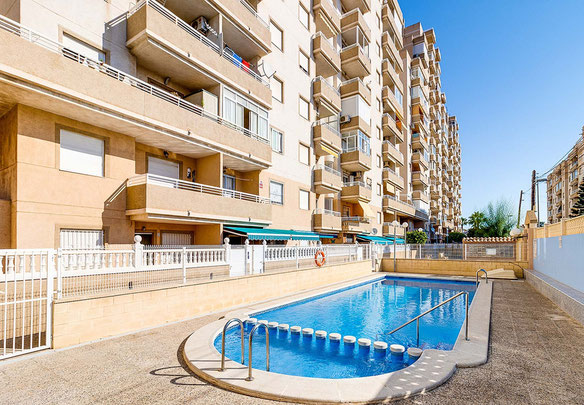 Apartment 2 bedrooms 59 m² in Torrevieja, Spain