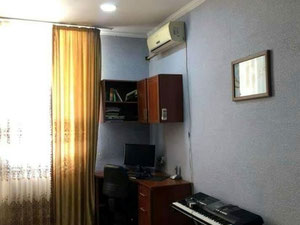 დიდი ბინა ბათუმში — უძრავი ქონების ყიდვა და მფლო ბელებისგან GEOLN.COM. ფოტო 21