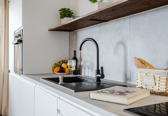 New renovated apartment by the lake in Smart Home