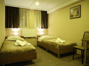 სასტუმროს რევერანსი — უძრავი ქონების ყიდვა და მფლო ბელებისგან GEOLN.COM. ფოტო 15