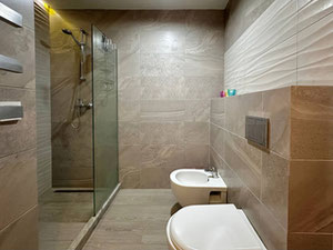 Modern two-room apartment with a well-thought-out layout and stunning mountain views. — Find off-plan property or real estate resale directly from developers and owners GEOLN.COM. Photo 6