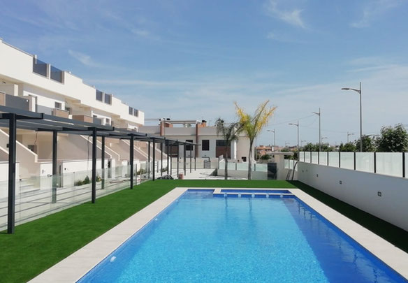 Bungalov 2 yatak odalı 80 m² Pilar de la Horadada, İspanya