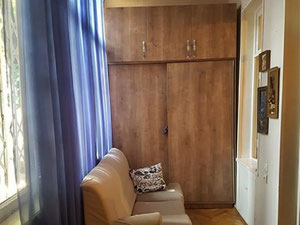 4 room apartment on Vera. Cheap apartment in Tbilisi, Vera — Find off-plan property or real estate resale directly from developers and owners GEOLN.COM. Photo 3