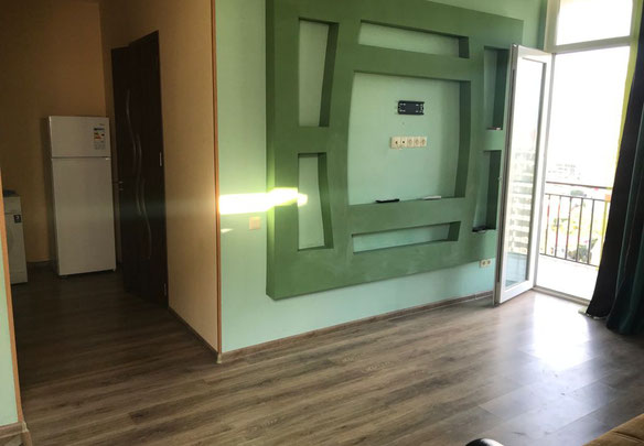 巴统旅游中心待售2卧室公寓