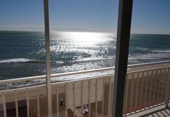 Apartamento en primera línea de mar y con vistas al mar