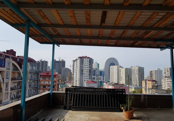 Apartment with a terrace in the city center