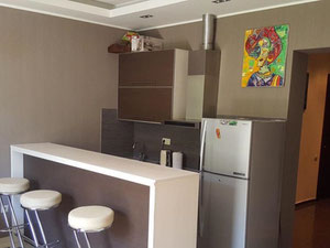 Apartamento de 2 habitaciones en Vake. Apartamento sin intermediario en Tbilisi — Encuentre propiedades fuera del plan o reventa de bienes inmuebles directamente de desarrolladores y propietarios GEOLN.COM. Foto 3