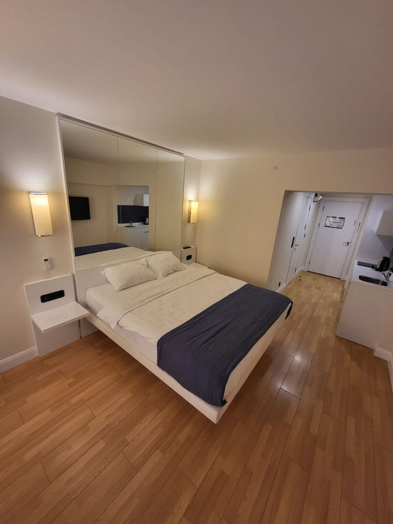 Продається квартира — Пошуковик нерухомості від забудовників і власників GEOLN.COM. Фото 1