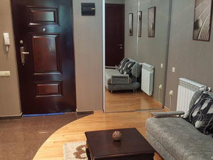 Apartamento de 2 habitaciones en Vake. Apartamento sin intermediario en Tbilisi — Encuentre propiedades fuera del plan o reventa de bienes inmuebles directamente de desarrolladores y propietarios GEOLN.COM. Foto 4