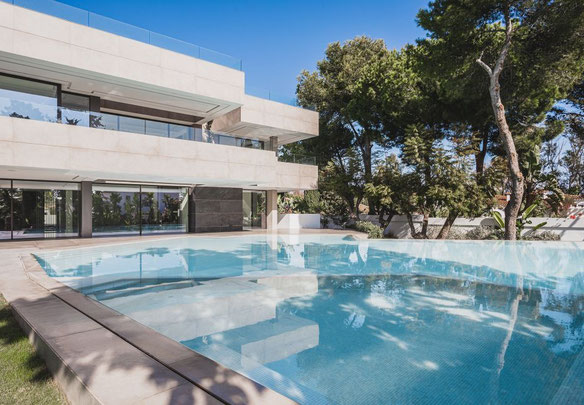 Villa 6 Schlafzimmer 1204 m² in Isaba, Spanien