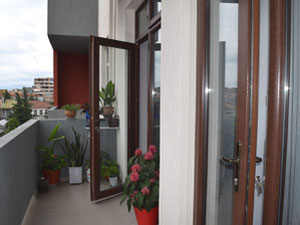 2 ოთახიანი ბინა ქალაქის ცენტრში — უძრავი ქონების ყიდვა და მფლო ბელებისგან GEOLN.COM. ფოტო 14