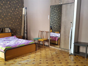 4 room apartment on Vera. Cheap apartment in Tbilisi, Vera — Find off-plan property or real estate resale directly from developers and owners GEOLN.COM. Photo 4
