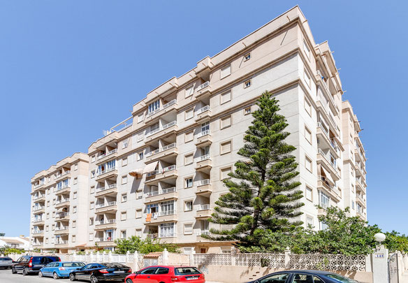 Apartment 2 bedrooms 55 m² in Torrevieja, Spain