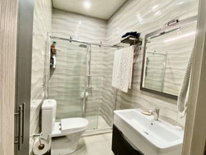 იყიდება 5 ოთახიანი ბინა — უძრავი ქონების ყიდვა და მფლო ბელებისგან GEOLN.COM. ფოტო 11