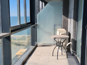 იყიდება ბინა ალიანს პალასში — უძრავი ქონების ყიდვა და მფლო ბელებისგან GEOLN.COM. ფოტო 10