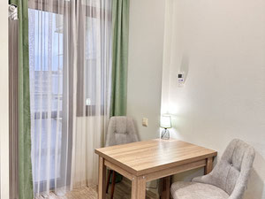 Euro-Zweizimmerwohnung zum Leben in einem der besten Häuser von Batumi, hundert Meter vom Einkaufszentrum Metro City entfernt. — Immobilien-Suchservice von Bauträgern und Eigentümern GEOLN.COM. Foto 12