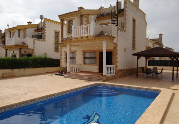Villa con piscina privada