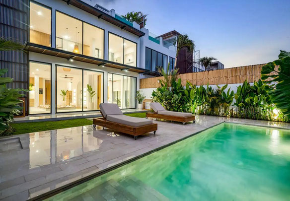 Spacious Villa with Swimming Pool