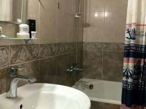 დიდი ბინა ბათუმში — უძრავი ქონების ყიდვა და მფლო ბელებისგან GEOLN.COM. ფოტო 24